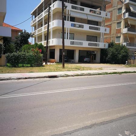 Jenny'S Luxury Flat Near The Center & Beach Kalamata Bagian luar foto